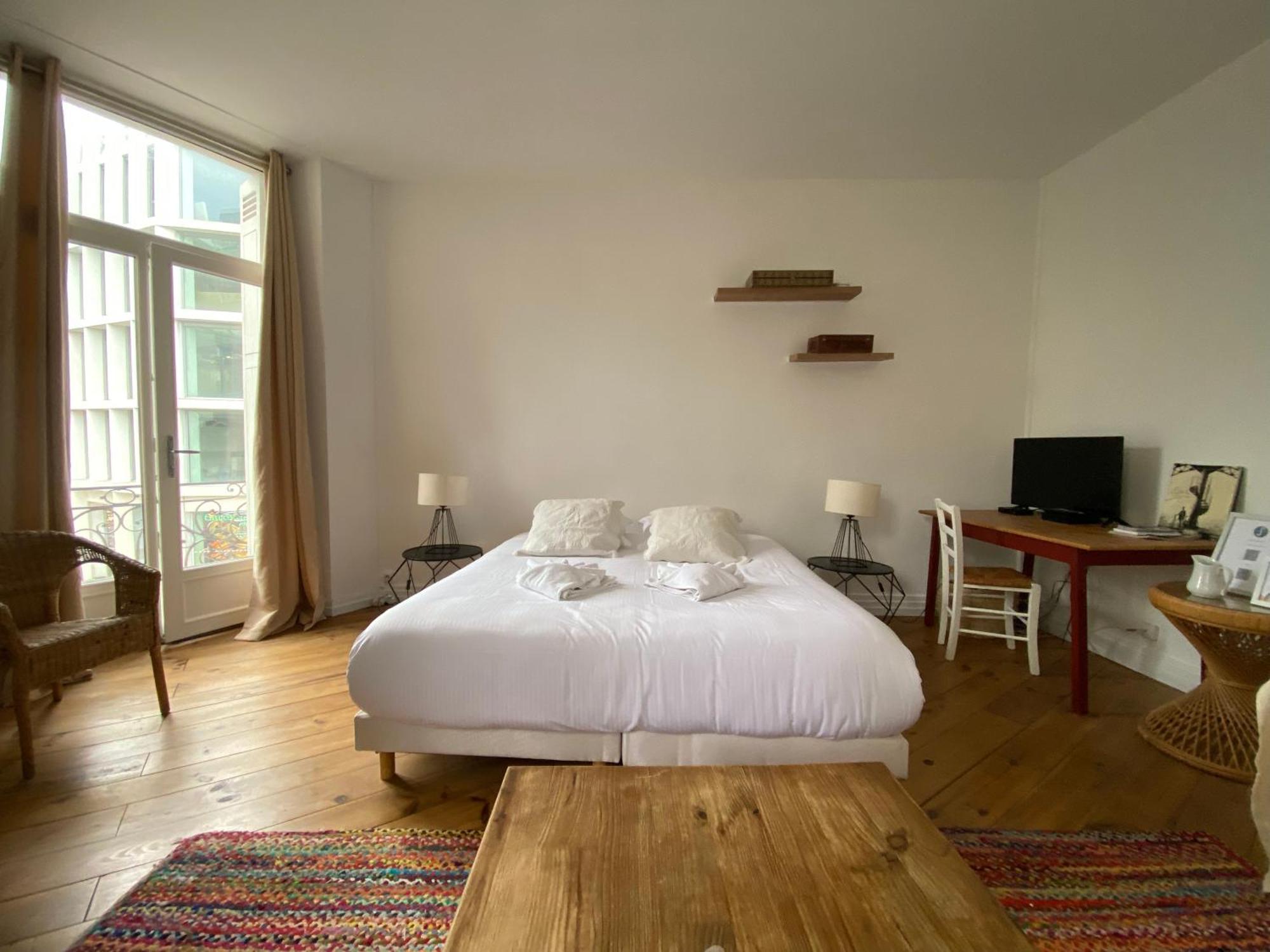 Appartements En Centre Ville De Bordeaux Exterior photo